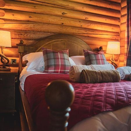 Tomatin - Luxury Two Bedroom Log Cabin With Hot Tub Berwick Upon Tweed Zewnętrze zdjęcie